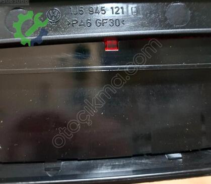 Volkswagen Bora Stop Lambası 1J5945121D çıkma parça