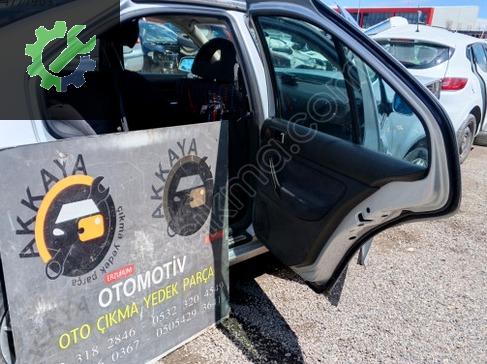 Volkswagen Bora Sağ Arka Kapı çıkma parça