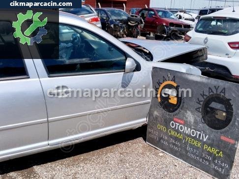 Volkswagen Bora Sağ Ön Kapı çıkma parça