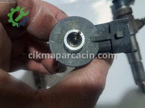 Peugeot 307 Enjektör 0445110135 çıkma parça