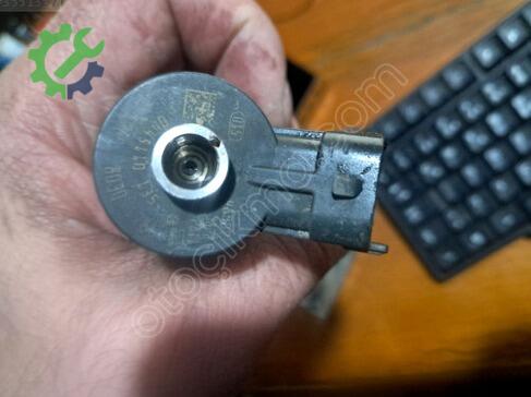 Peugeot 307 Enjektör 0445110135 çıkma parça