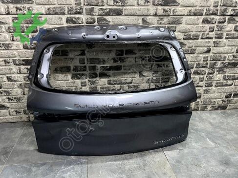 BYD Atto 3 Bagaj Kapağı çıkma parça