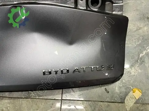 BYD Atto 3 Bagaj Kapağı çıkma parça