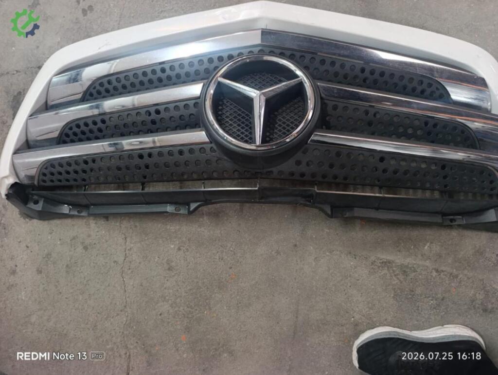 Mercedes-Benz Sprinter Ön Panjur 906 888 05 23 çıkma parça