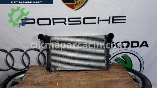 Volkswagen Caddy Intercooler Radyatörü çıkma parça