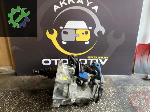 Volkswagen Caddy Şanzıman Komple çıkma parça