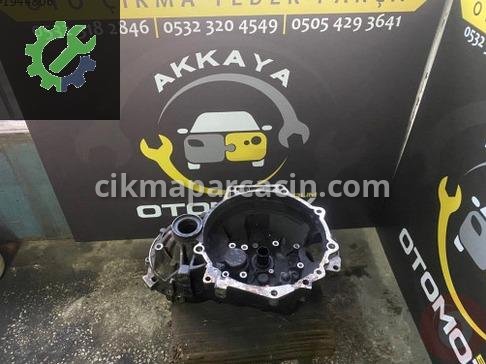 Volkswagen Caddy Şanzıman Komple çıkma parça