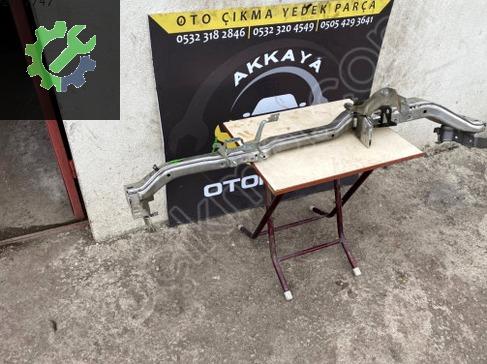 Volkswagen Caddy Göğüs Demiri çıkma parça
