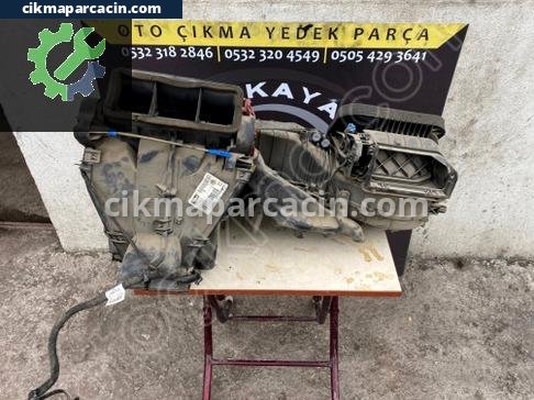Volkswagen Caddy Kalorifer Kutusu çıkma parça