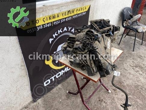 Volkswagen Caddy Kalorifer Kutusu çıkma parça