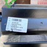 CADDY SAĞ B DİREĞİ SACI VE MARŞBİYEL KESİK  04-10
