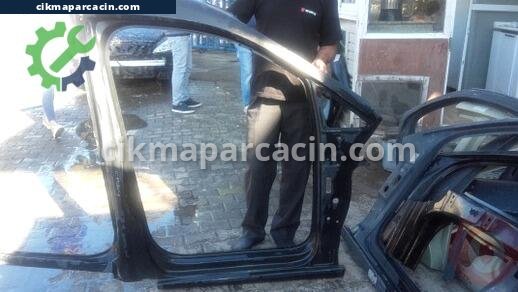 Volkswagen Caddy Sağ Marşpiyel Sacı çıkma parça