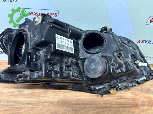 Volkswagen Caddy Xenon Far 16-20 çıkma parça