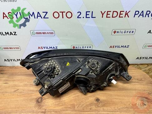 Volkswagen Caddy Xenon Far 16-20 çıkma parça