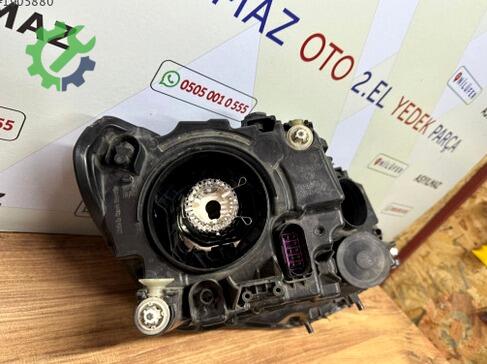 Volkswagen Caddy Xenon Far 16-20 çıkma parça