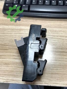 Mazda 323 Cam Açma Düğmesi BC1D-66-350 çıkma parça