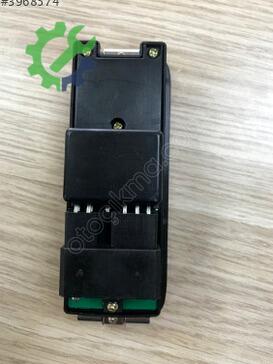 Mazda 323 Cam Açma Düğmesi 8AFE-10-271 çıkma parça