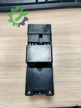 Mazda 626 Cam Açma Düğmesi HG30-66-350 çıkma parça