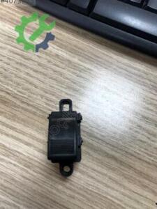 CAM AÇMA DÜĞMESİ 626 98-02 / 323 98-03 / B2500 RANGER MAZDA 6 02-