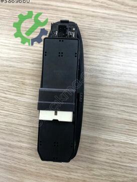 Hyundai Accent Cam Açma Düğmesi 93570-25300 çıkma parça