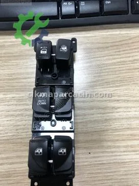 Hyundai Accent Cam Düğmesi 93570-1E110 çıkma parça