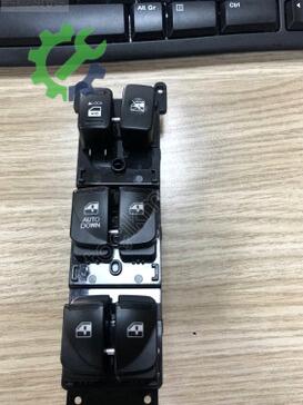 Hyundai Accent Cam Açma Düğmesi 93570-1E110 çıkma parça
