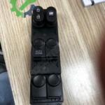 CAM AÇMA DÜĞMESİ ACCENT BLUE 11-15 ÖN LH (DÖRTLÜ)