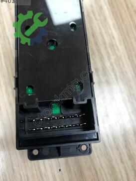 Hyundai Accent Cam Açma Düğmesi 93570-1R010 çıkma parça