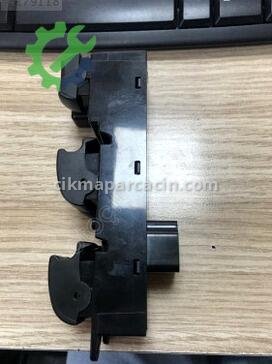 Mitsubishi Asx Cam Düğmesi 8608A207 çıkma parça