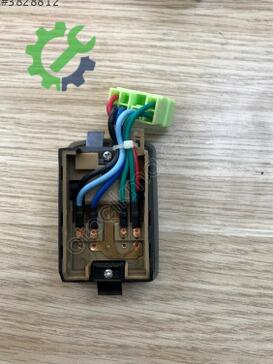 Kia Bongo Cam Açma Düğmesi çıkma parça