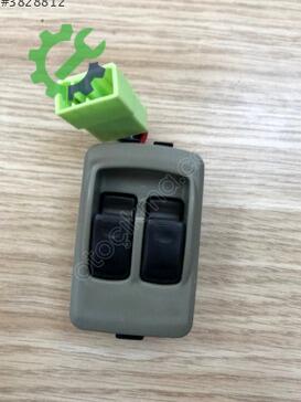 Kia Bongo Cam Açma Düğmesi KK371-66-350A çıkma parça