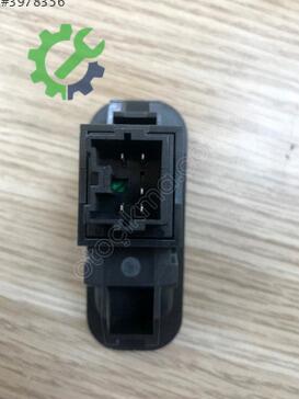 Mitsubishi Carisma Cam Açma Düğmesi MB793911 çıkma parça