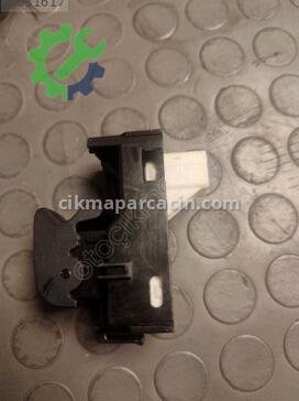 Toyota Corolla Cam Düğmesi 84810-02140 çıkma parça
