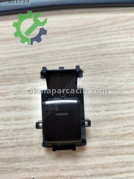 Toyota Corolla Cam Düğmesi 84810-02250 çıkma parça