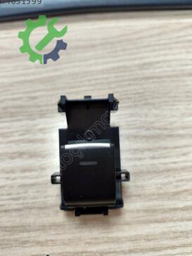 Toyota Corolla Cam Açma Düğmesi 84810-02250 çıkma parça