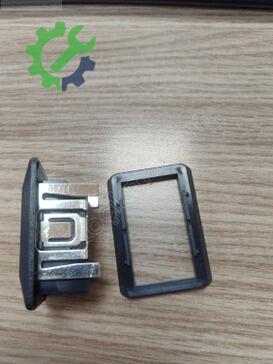 Toyota Corolla Cam Açma Düğmesi 84810-20060 çıkma parça