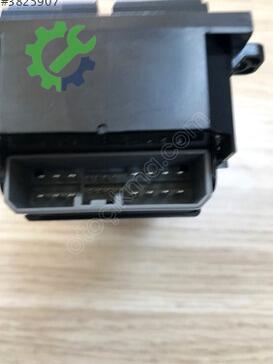 Honda CR-V Cam Açma Düğmesi 35750-SWA-A01 çıkma parça