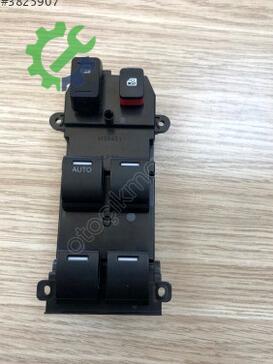 Honda CR-V Cam Açma Düğmesi 35750-SWA-A01 çıkma parça
