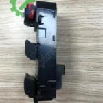 CAM AÇMA DÜĞMESİ CRV 07-12 ÖN SOL ÇİFT AUTOLU