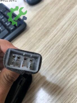 Hyundai H100 Cam Açma Düğmesi 93691-43320 çıkma parça