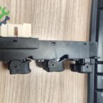 CAM AÇMA DÜĞMESİ I30 07-12 ÖN SOL ( DÖRTLÜ-16 PİM )