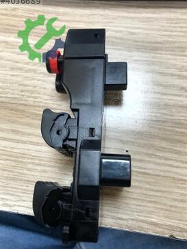 Honda Jazz Cam Açma Düğmesi 35750-SAA-G12 çıkma parça