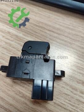 Nissan Navara Cam Düğmesi 25411-EA03A çıkma parça