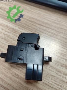 Nissan Navara Cam Açma Düğmesi 25411-EA03A çıkma parça