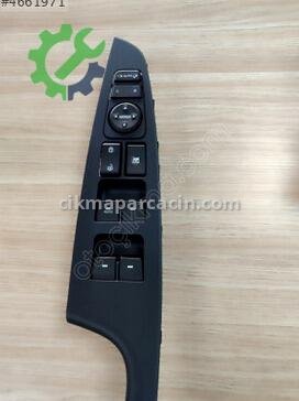Hyundai Tucson Cam Düğmesi 93570-D30414X çıkma parça