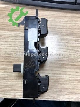 Kia Rio Cam Düğmesi 93570-1G110 çıkma parça