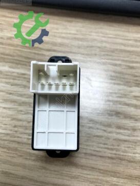 Kia Rio Cam Açma Düğmesi 93581-1G001 çıkma parça
