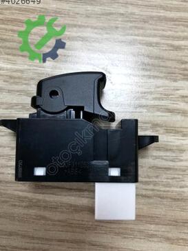 Kia Rio Cam Açma Düğmesi 93581-1G001 çıkma parça
