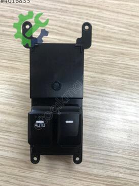Kia Rio Cam Açma Düğmesi 93570-1W000 çıkma parça