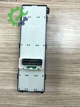 Kia Rio Cam Açma Düğmesi 93570-1W130 çıkma parça